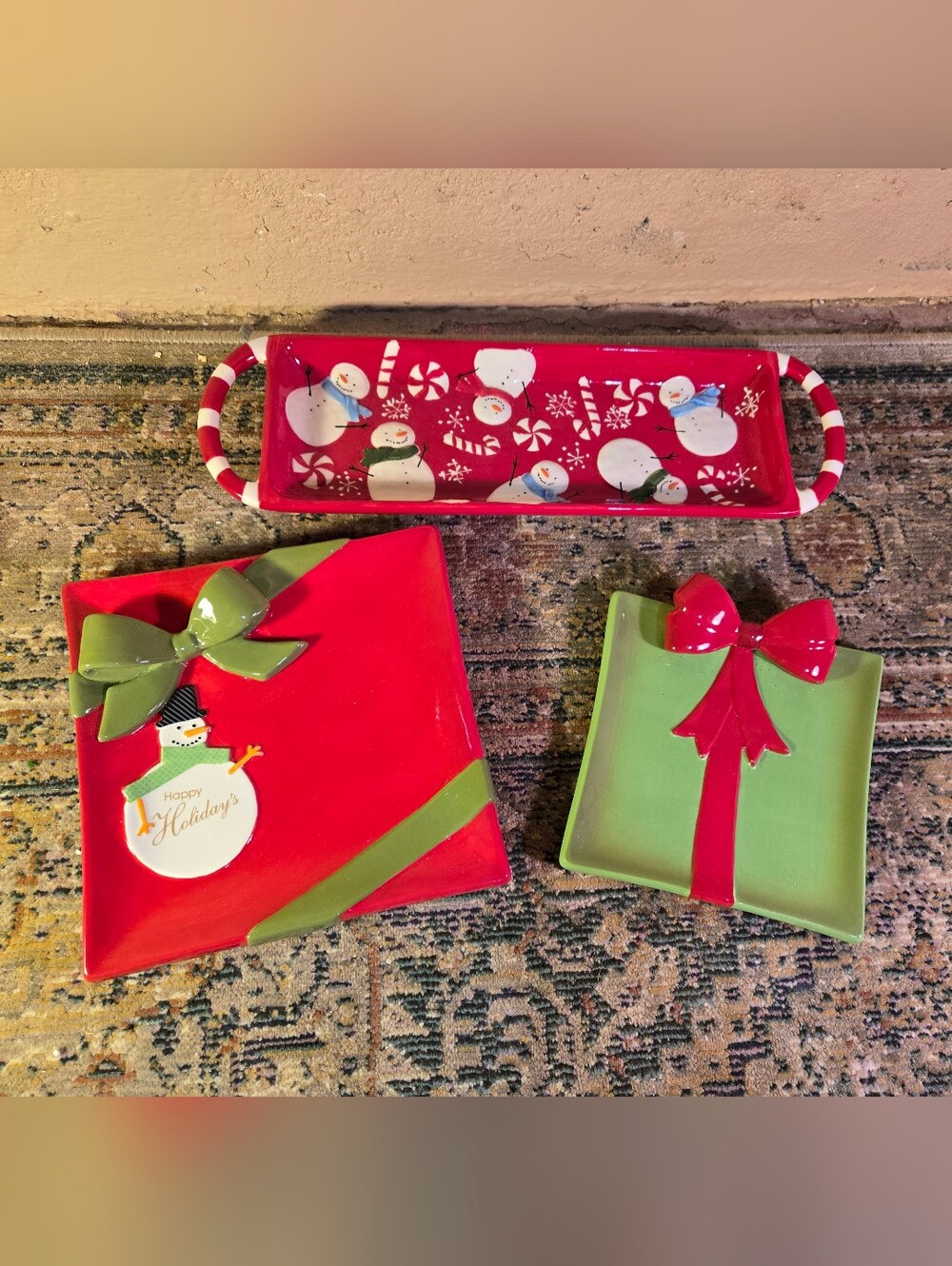 St. Nicholas Square Red & Green Holiday Snowman Serving & Gift Plates Set